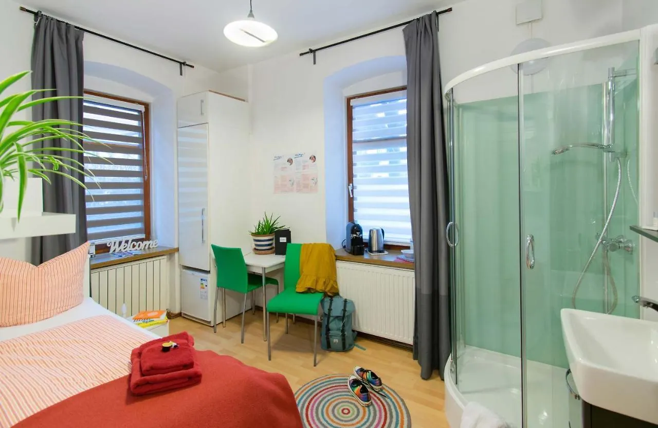 Absteige Innsbruck- Zentrale Ferienapartments Apartment